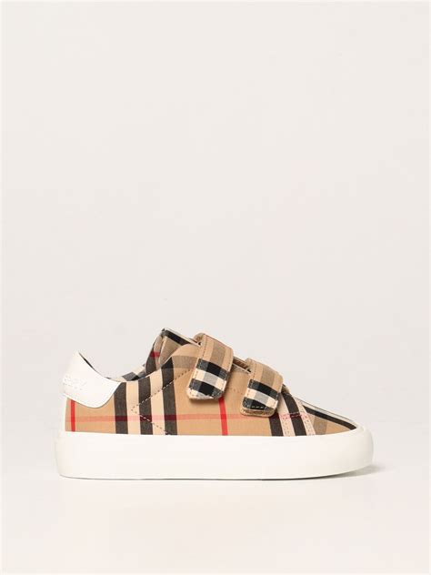 chaussure burberry enfant|Burberry Limited.